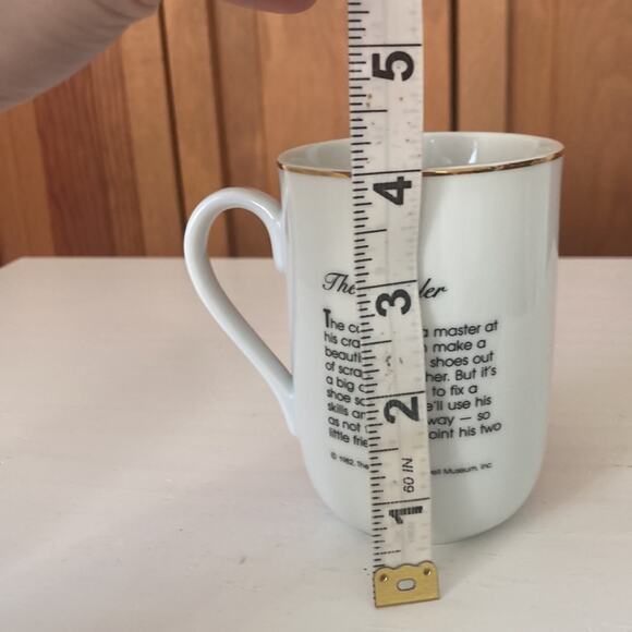 Vintage Norman Rockwell “The Cobbler” Collectible Mug - Picture 10 of 11